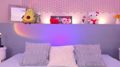 cheryelfox online show from May 15, 9:22 pm