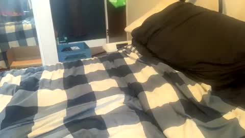 Snapshot of chev1981 chatting on March 9, 5:17 pm Chevy online show from March 9, 5:17 pm