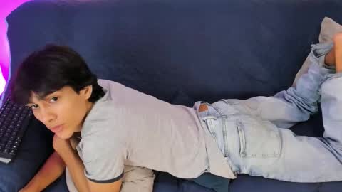 Cheys online show from March 18, 6:44 pm