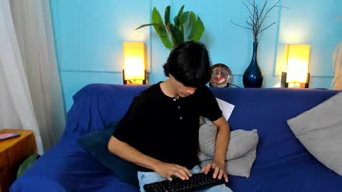 Cheys online show from March 22, 7:28 pm