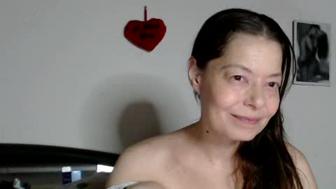 Snapshot of chiara177 chatting on April 5, 8:17 pm Chiara online show from April 5, 8:17 pm