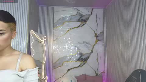 Snapshot of chiara_tay chatting on April 11, 7:07 pm Chiara online show from April 11, 7:07 pm