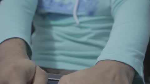 Snapshot of chicagoalex68 chatting on December 15, 2:19 am chicagoalex68 online show from December 15, 2:19 am