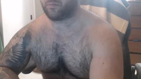 Snapshot of chicagoguy86 chatting on November 17, 4:40 am Chicagoguy86 aka Benny Cooper online show from November 17, 4:40 am