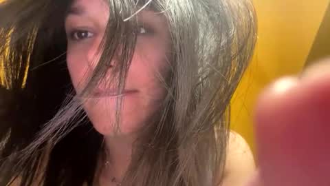 Snapshot of chicamala872876 chatting on May 7, 8:03 pm chicamala872876 online show from May 7, 8:03 pm