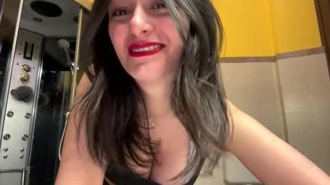 Snapshot of chicamala872876 chatting on May 10, 8:58 pm chicamala872876 online show from May 10, 8:58 pm