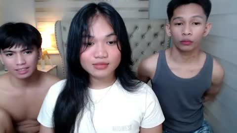 chick_renz online show from June 27, 5:45 am