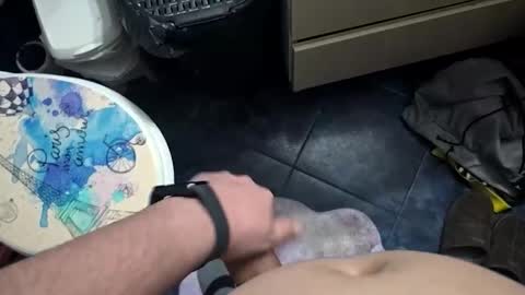 chicocaliente9301 online show from February 12, 6:58 pm