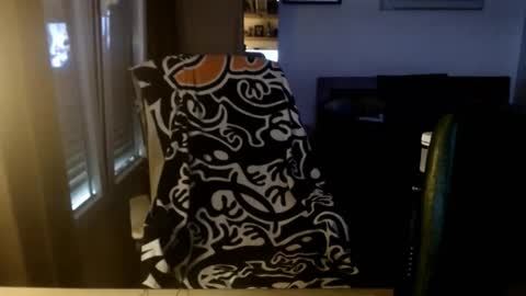 Snapshot of chicocam1983 chatting on May 4, 3:52 pm chicocam1983 online show from May 4, 3:52 pm