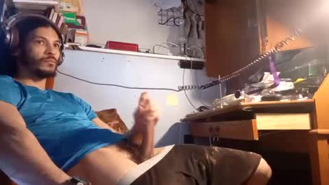 Snapshot of chiefj6izcarezzamatrix chatting on January 30, 9:25 pm chiefJ6mirrorzmatrixmoke online show from January 30, 9:25 pm