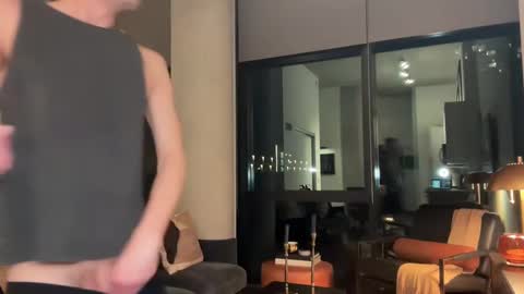 Snapshot of chiguy841 chatting on March 10, 3:23 am ChiGuy841 online show from March 10, 3:23 am