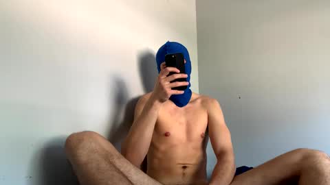 chill_fit_guy online show from September 30, 1:27 pm