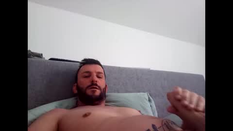 Snapshot of chillibodega chatting on February 18, 10:22 am chris online show from February 18, 10:22 am