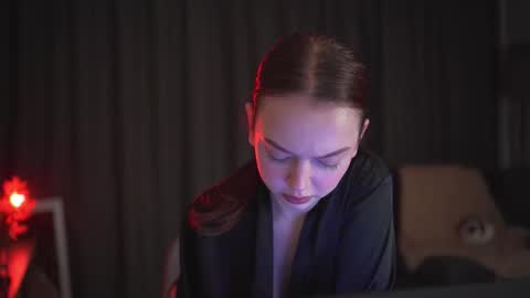 chillwithstacy online show from December 4, 9:34 pm