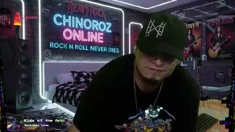 Enrique online show from November 29, 3:09 am