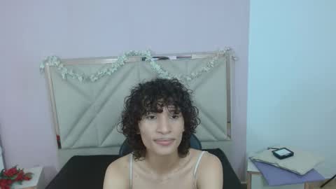 chipi_tay online show from November 17, 7:19 pm