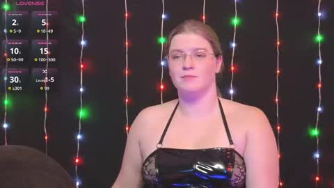 chjecouple online show from December 23, 2:20 am