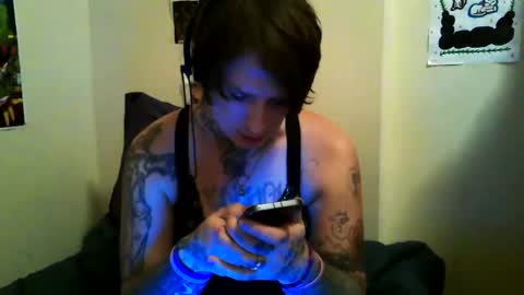 Snapshot of chl0efromthestars chatting on October 23, 3:17 am chl0efromthestars online show from October 23, 3:17 am