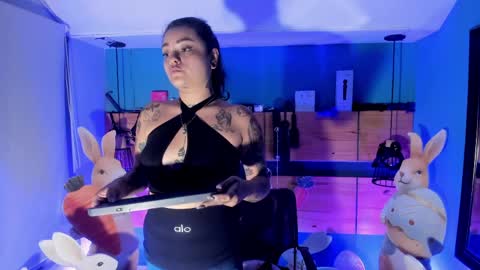 Snapshot of chloaellenn chatting on April 1, 12:50 pm Chloeallennn online show from April 1, 12:50 pm