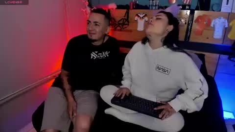 Chloeallennn  online show from June 27, 1:50 pm