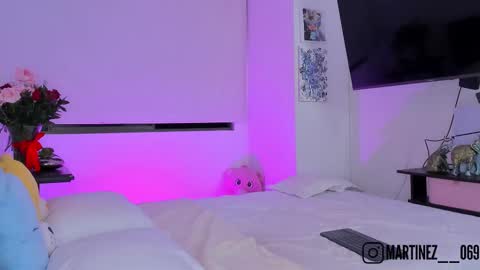 Snapshot of chloe__daviss chatting on October 24, 3:03 am CHLOE online show from October 24, 3:03 am