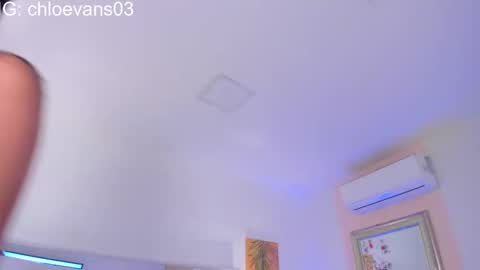 Chloe online show from December 19, 11:28 am