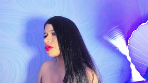 chloe_blowjob online show from April 2, 11:35 pm