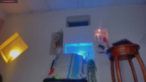 Snapshot of chloe_cooperr chatting on October 5, 1:04 am chloe_cooperr online show from October 5, 1:04 am