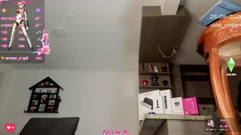 chloe_cooperr online show from June 25, 5:39 pm