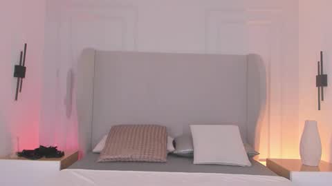 Chloe online show from November 26, 12:17 pm