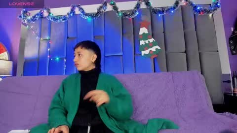 Isabella curly hair - Anastasia short hair  online show from December 3, 12:49 pm