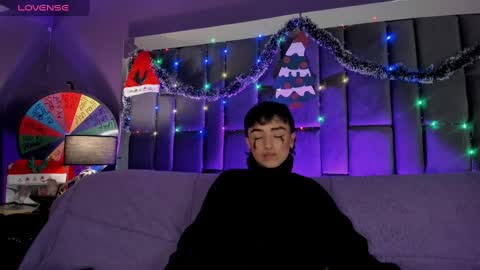 Isabella curly hair - Anastasia short hair  online show from December 14, 4:20 pm