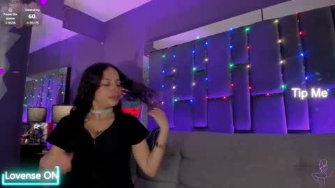 Isabella curly hair - Anastasia short hair  online show from January 5, 6:13 pm
