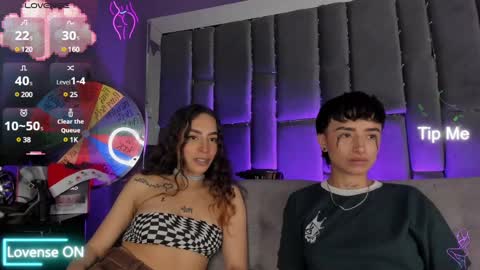 Isabella curly hair - Anastasia short hair  online show from January 14, 10:12 pm