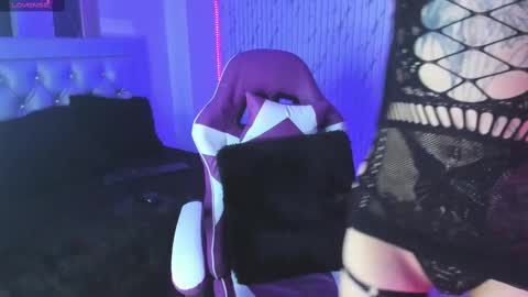 Snapshot of chloe_jacksonn chatting on October 6, 11:02 pm chloe_jacksonn online show from October 6, 11:02 pm