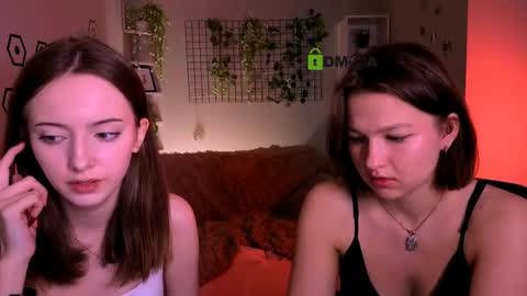 chloe_ley online show from May 18, 7:09 pm