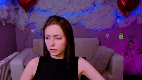chloe_ley online show from June 28, 7:09 pm