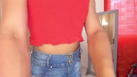 chloe_luxury online show from April 25, 2:03 pm