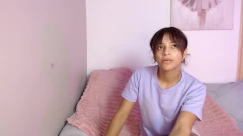 chloe_peach_ online show from May 4, 12:12 pm