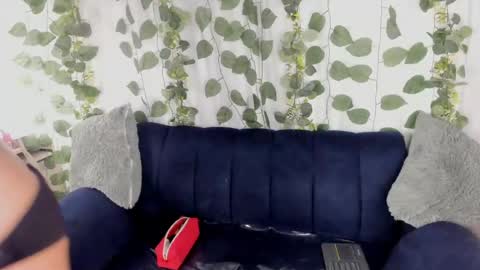 Chloe online show from July 3, 12:00 pm