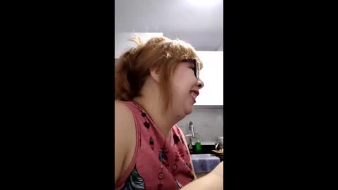 chloe_prg online show from March 29, 9:20 am