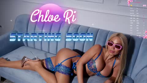 Snapshot of chloe_ri chatting on December 13, 9:52 pm . ALL my LINKS online show from December 13, 9:52 pm