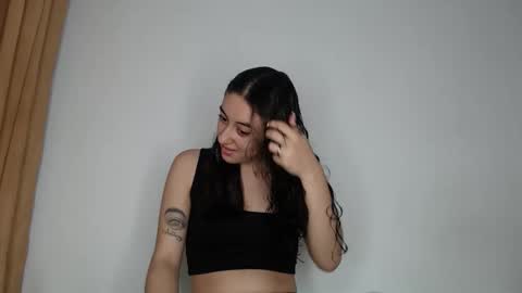 Chloe  online show from September 25, 9:40 pm