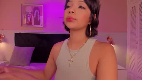   online show from March 17, 7:28 pm