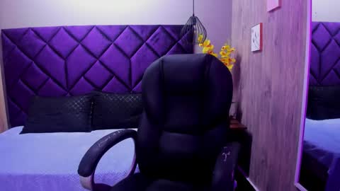 chloecampbell03 online show from October 4, 12:58 pm