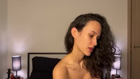 Snapshot of chloechain chatting on March 26, 11:43 pm chloe online show from March 26, 11:43 pm