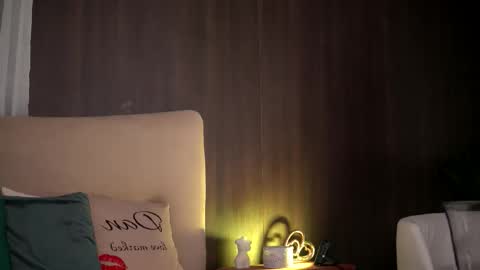 chloedevinex online show from October 2, 4:08 am