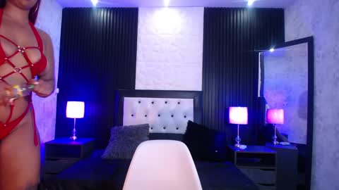 Snapshot of chloee_hs chatting on January 14, 3:22 am chloee_hs online show from January 14, 3:22 am