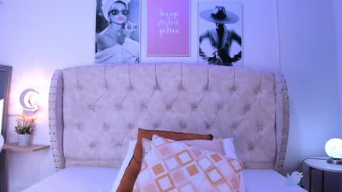 chloeferreira online show from January 23, 4:41 am