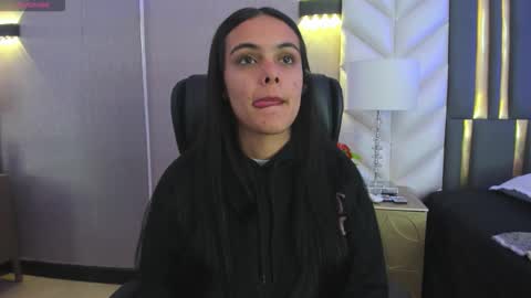  Chloe Harper  online show from February 4, 11:38 am